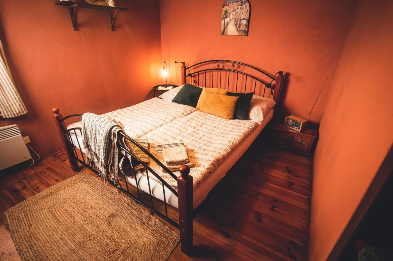 Pension Cert a Kaca Cesky Krumlov Bagian luar foto